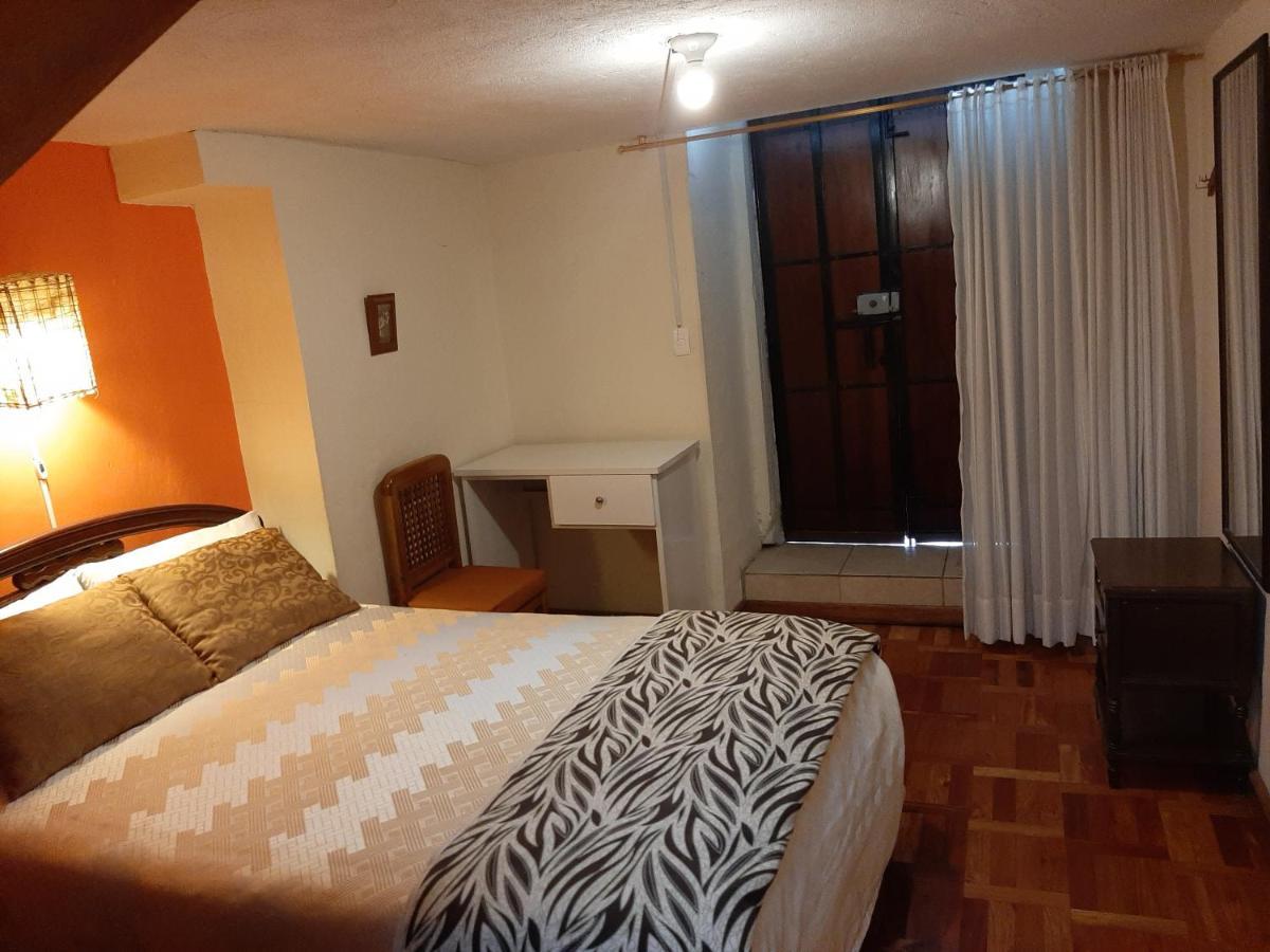 Hotel Casa Bella Vista Quito Esterno foto