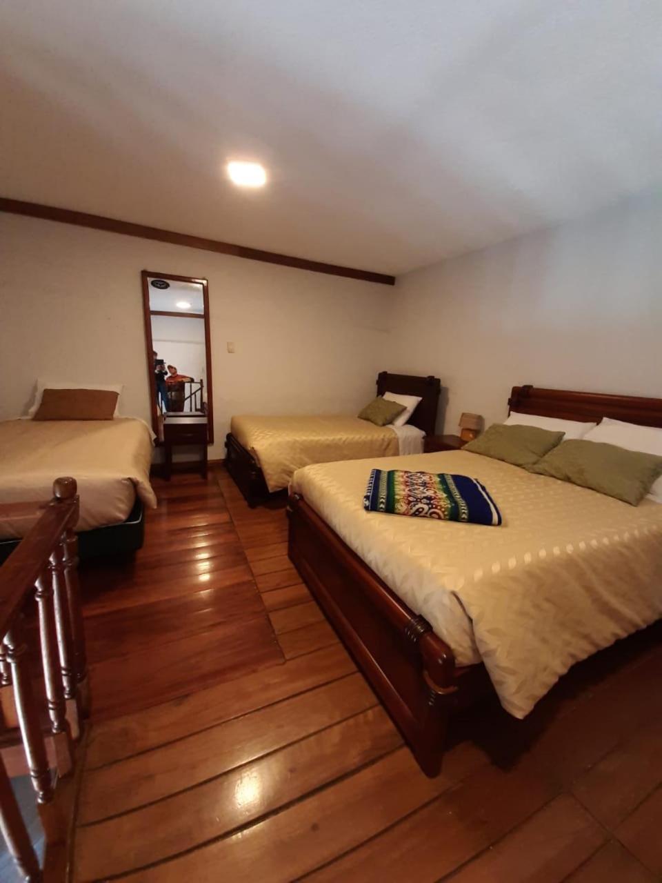 Hotel Casa Bella Vista Quito Esterno foto
